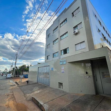 202- Apartamento De 2 Quartos Para Ate 5 Hospedes Patos de Minas Eksteriør billede