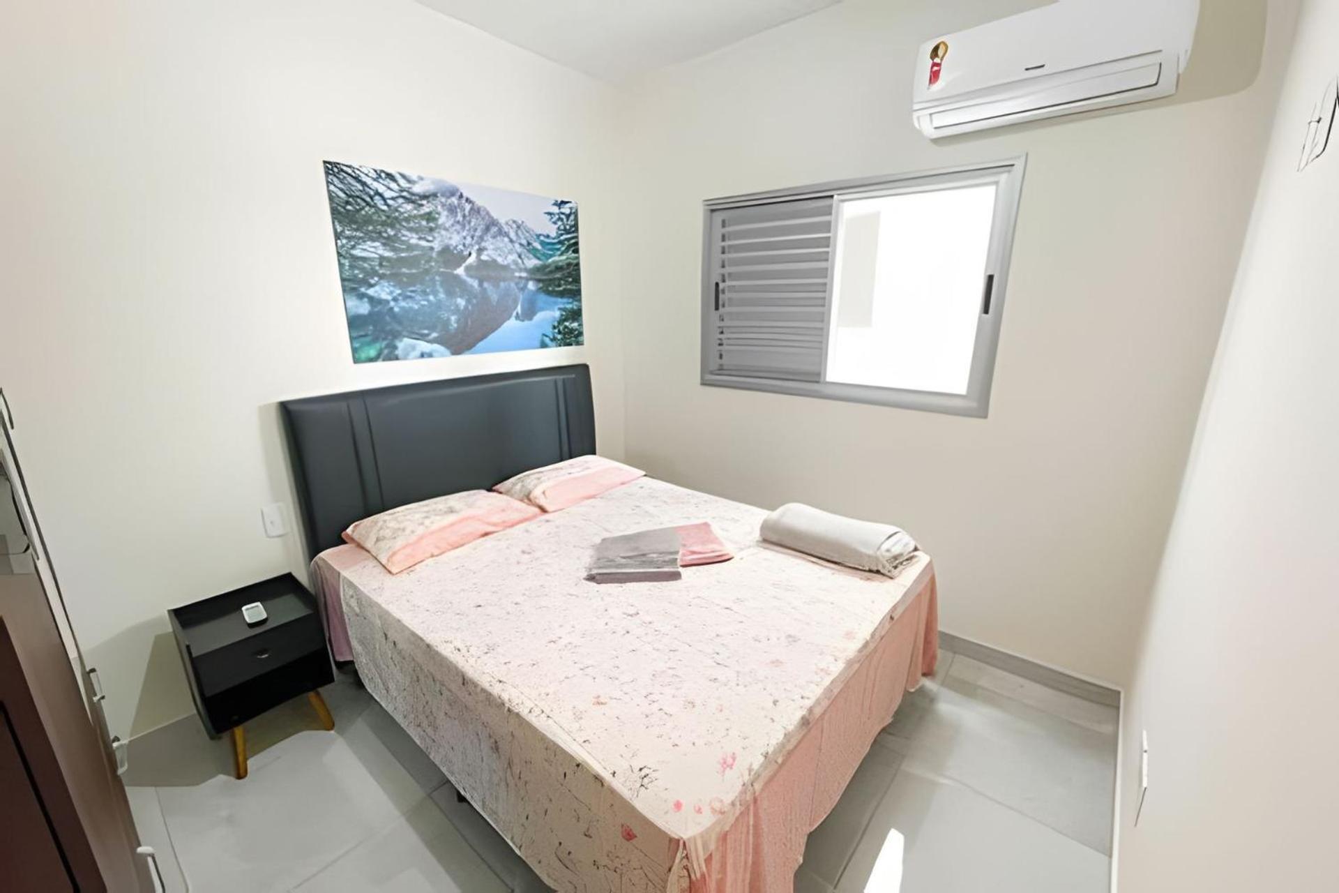 202- Apartamento De 2 Quartos Para Ate 5 Hospedes Patos de Minas Eksteriør billede